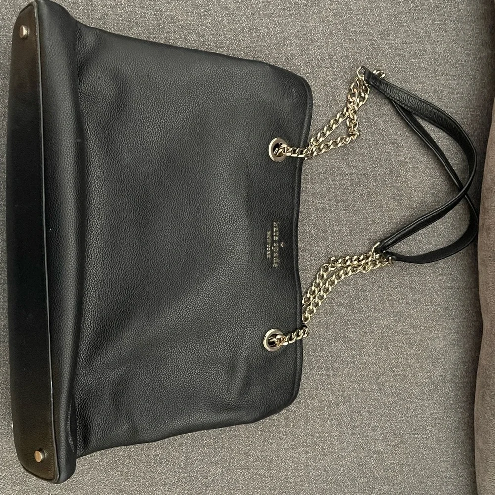Kate Spade Black Shoulder Bag with Gold Chain - Picture 2 of 10